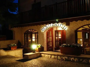 Hotel Dwa Ksiezyce