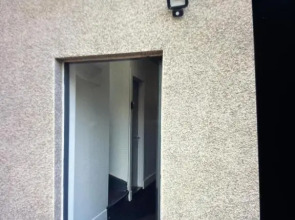 Ground floor / L 103 Nelson street