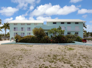 180 Degrees Of Ocean Views, Sitting On A Large Lagoon That Opens To Florida Bay 5 Bedroom Condo by RedAwning