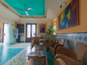 Petit Hotel