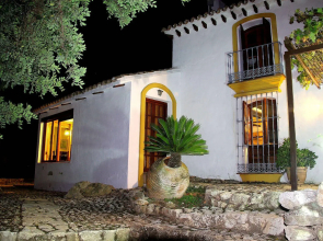 Casa Rural Los Algarrobales