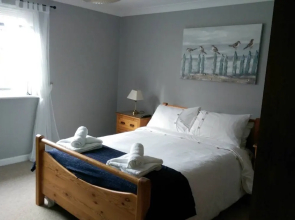 Lakeview Cottage