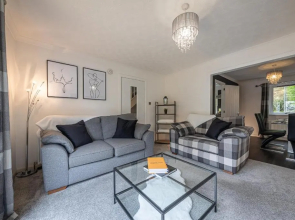 Modern 2 Bedroom House
