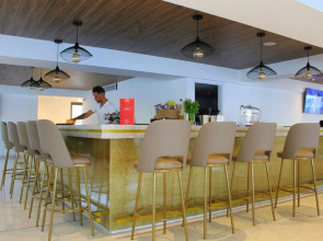 Piere Anne Beach Hotel