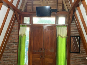 Kayu Watu Cottage Gunung Kidul