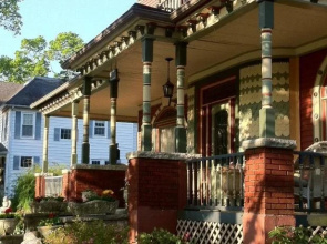 Grand Avenue Bed and Breakfast