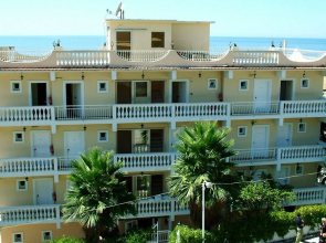 Golden Nests Hotel