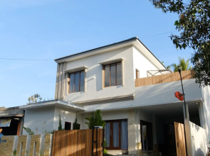 Pandhega 2 House