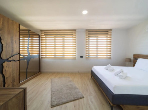 Lovely Duplex Flat Near Beach in Muratpasa