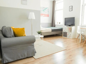 FULL HOUSE Studios - Grey Apartment - NETFLIX + Nescafé inkl.