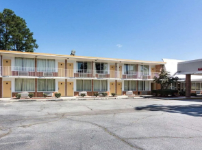 Rodeway Inn Emporia Inn