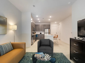 S1bl Enjoy a Full Kitchen in an Affordable 1-br Near Piedmont Park