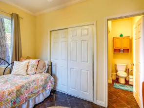 Fallbrook Vacation Rental: 3 Mi to Wineries!