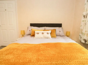 Cosy Bee