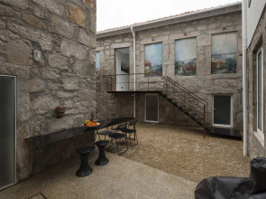 Olala Fine Arts Studios