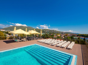 Отель Аллес