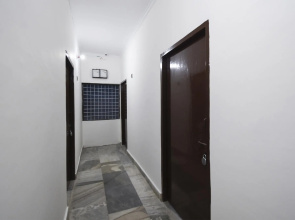 SPOT ON 75169 Rishi Guest House