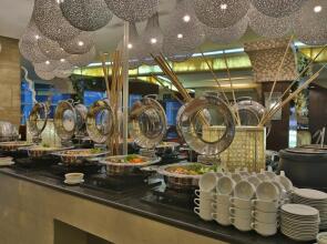 Crown Regency Hotel and Towers