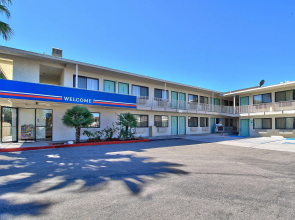 Motel 6 Nogales, AZ - Mariposa Road