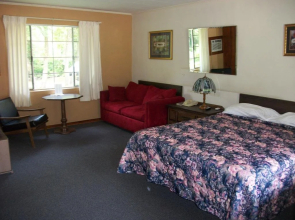 Two Rivers Lodge