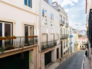 Brand new Bairro Alto old style apartment