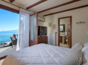 holiday home, Charaki