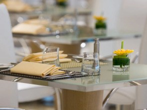 Weave Studios - Kowloon West