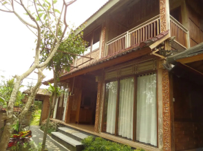Uma Kendran Villa