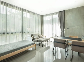 Luxury 4 Bedroom Villa Kamala