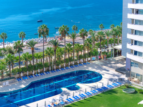 Porto Bello Hotel Resort & Spa