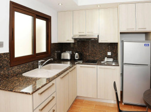 Loutsiana Hotel Apts