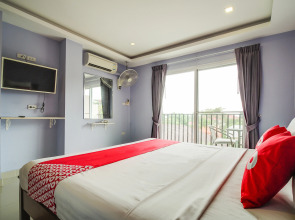 Patumnak Beach Guesthouse