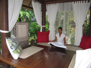 Raintree Lodge