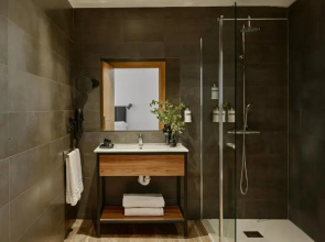 Hotel MET Pamplona