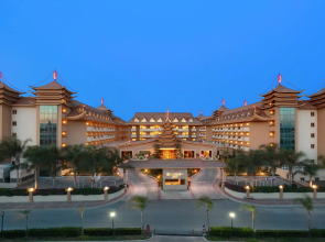 Royal Dragon Hotel – All Inclusive