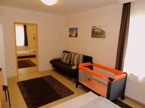 Csalogány Apartman