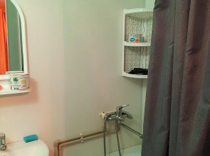 Золотая бухта