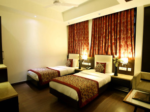 The Prime Balaji Deluxe @ New Delhi Railway Station