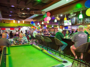 Harrys Hotel, Bar & Restaurant