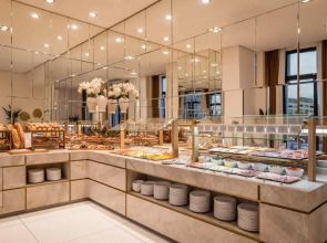 45 Times Barcelona Hotel