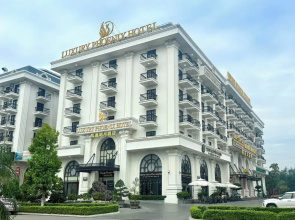 Luxury Phoenix Hotel