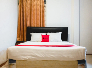 RedDoorz Plus near Palembang Indah Mall