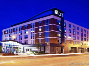 Aloft Milwaukee Downtown