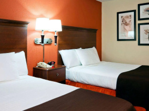 AmericInn by Wyndham Manitowoc