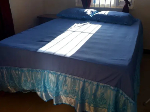 Remarkable 2-bed House in Old Harbour