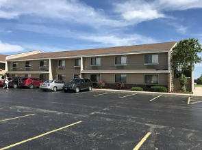 AmericInn West Bend