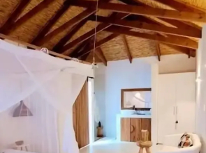 Coral Villa - Luxury Beachfront Villa with Private Pool by Karula
