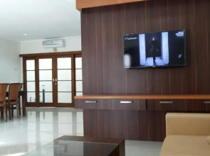 Allura Guest House