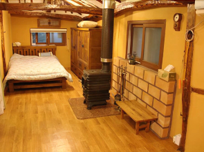 Asan Four Season Hanok Pension