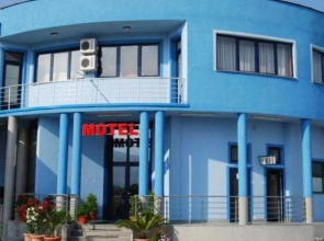 Neptun Petrol Motel